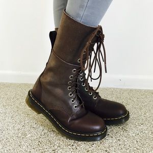 dr martens hazil